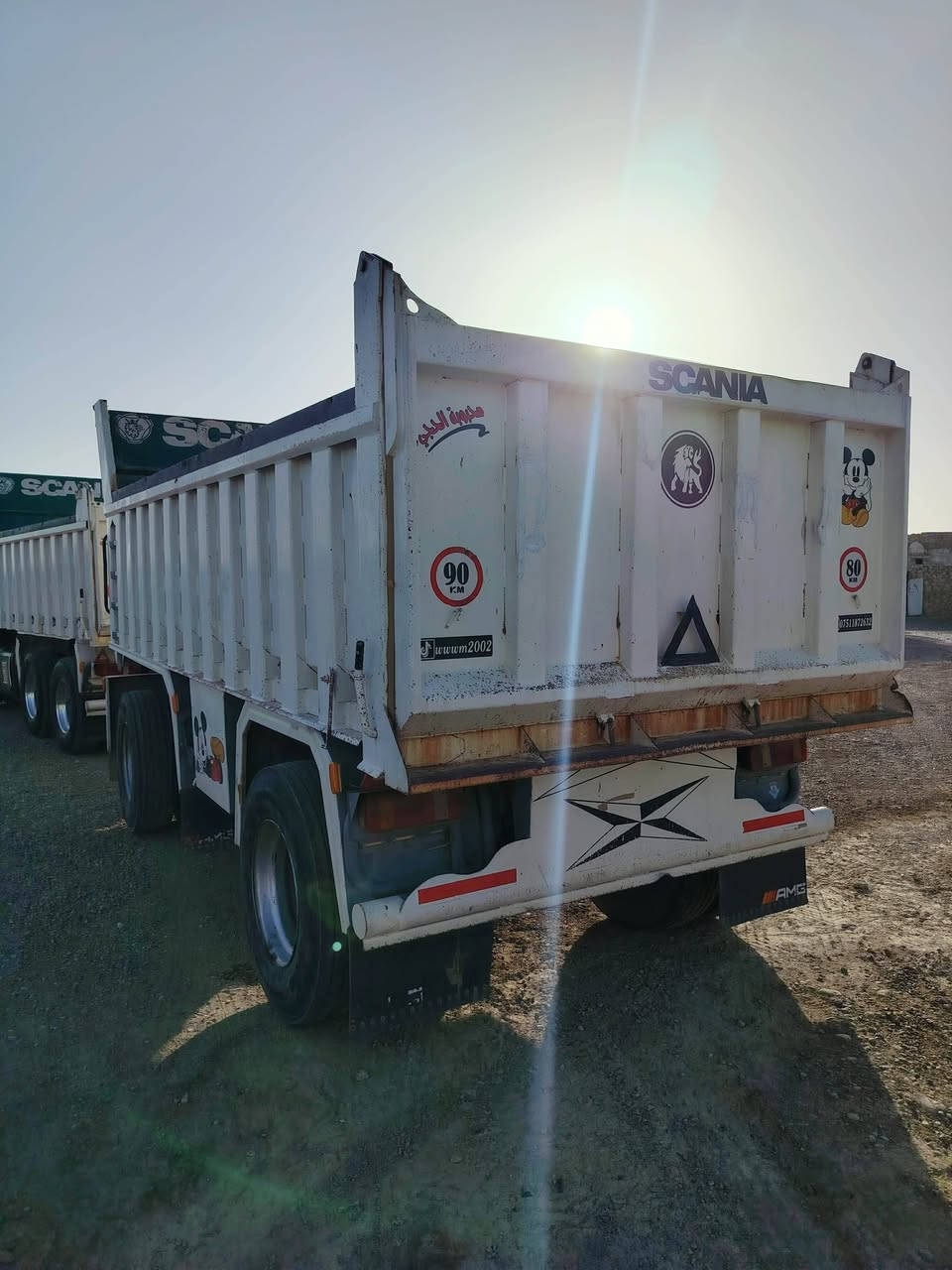 السلام عليكم للبيع 
مقطورة قلاب
 طول 5متر 
ذرعة12متر
 دناكير سكانية
 شاصي 12
  فصال وادي عكاب
 موديل 2021
 كفالة عامة 
طخم تاير 
***********/***********
مكان موصل
