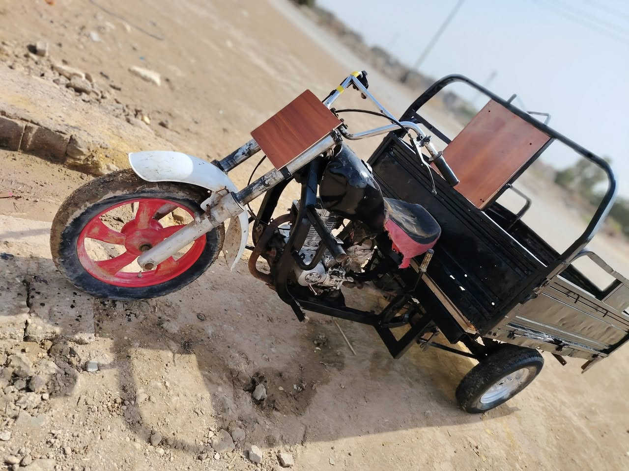 سلام عليكم ستوته جمره وراق صولي موديل 2014ستوته جاهزه عوزها ترتيب السعر 650وبيها مجال الستفسار ***********السماوه الوركاء الكرامه
