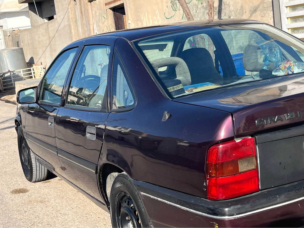 اوبل فيكترا 1992
اللون : عنابي 
شرط گير و محرك 
دشبوول 1995
مابي ولا ضربة 
هيج ليدراوي تي نيه 
*********** كورك واتساب
*********** اسيا كركوك, العراق
