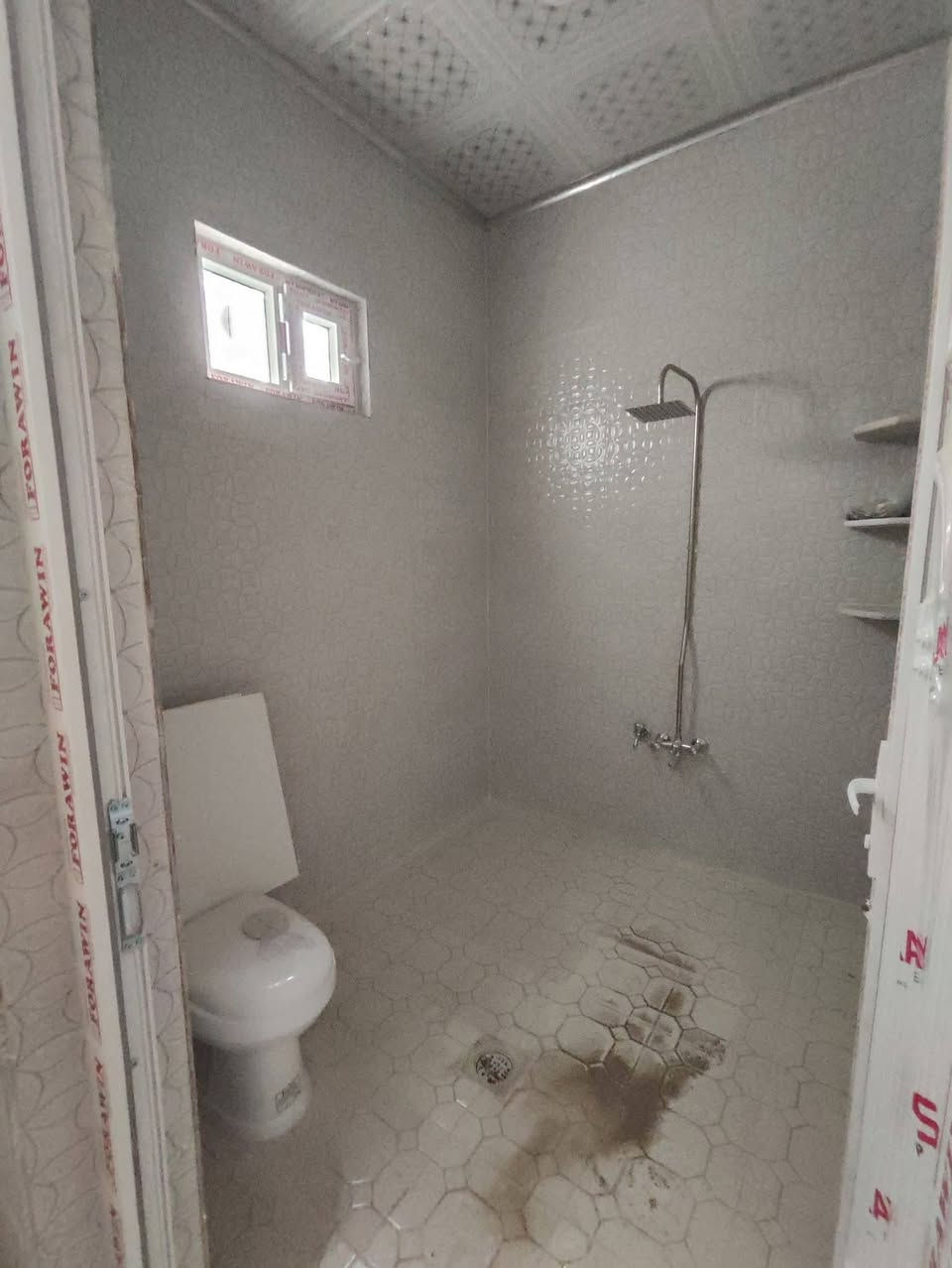 🔹داران للبيع في حي #الميثاق🔹
- مساحة كل دار : 100 متر واجهة 5 متر
- شارع تبليط
- بناء حديث زيرو 
- سند طابو 

🏠 تفاصيل كل دار :- 
الطابق الاول :غرفة نوم، هول، مطبخ ، استقبال، صحيات ، كراج 
الطابق الثاني : غرفة نوم ، هول ، صحيات  
السعر والتفاصيل داخل قناة التلكرام : 
https://t.me/baet_alhadhara
_______________________________________________
للاستفسار:- 
***********
*********** 
مراجعة مكتب بيت الحضارة للعقار:
 عنوان المكتب سايدين حي الوحدة قرب مول سانكو 2
