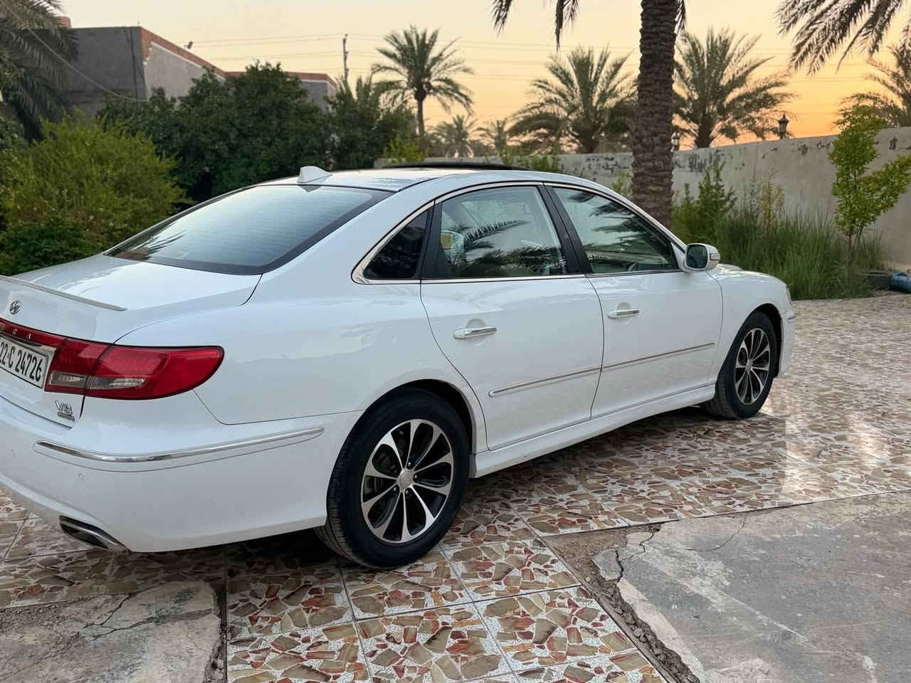 السلام عليكم
ازيرا خليجي موديل ٢٠١١
محرك ٢٧٠٠
مواصفات فول 
صبغ قطعه جاملغ امامي 
وكاله تحويل موجود
السعر (١٠٨$) وبيه مجال 
مكان السياره بابل
***********/***********
