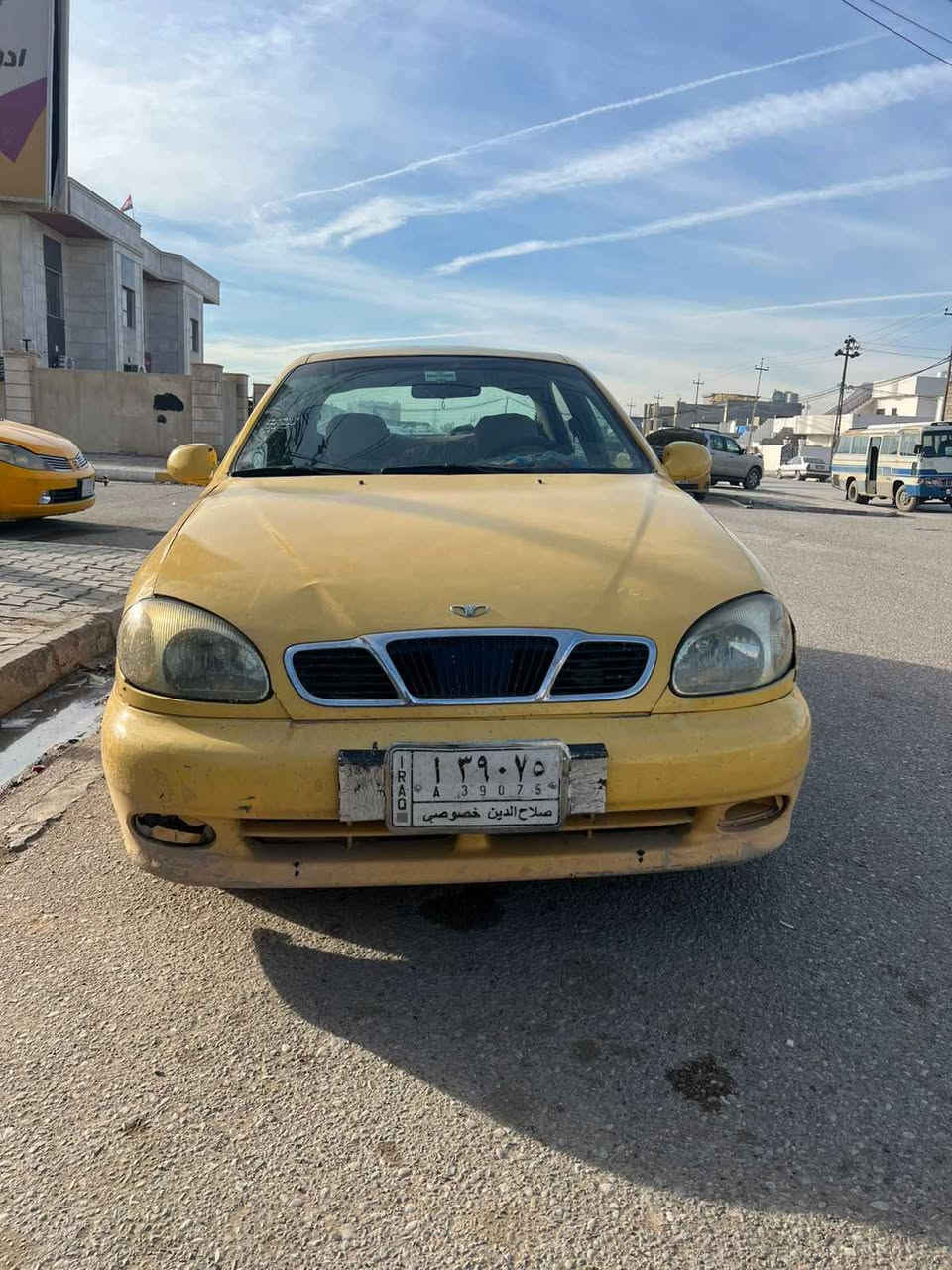 دايو لانوس موديل 2000 الرقم صلاح الدين خصوصي  وليست تكسي السنوية نافذة لغاية شهر 9 كير عادي محرك وكير شرط تاير جديد
شرط التحويل السعر 25 ورقة وبيها مجال
للاستفسار الاتصال على الرقم 
*********** Singapore
