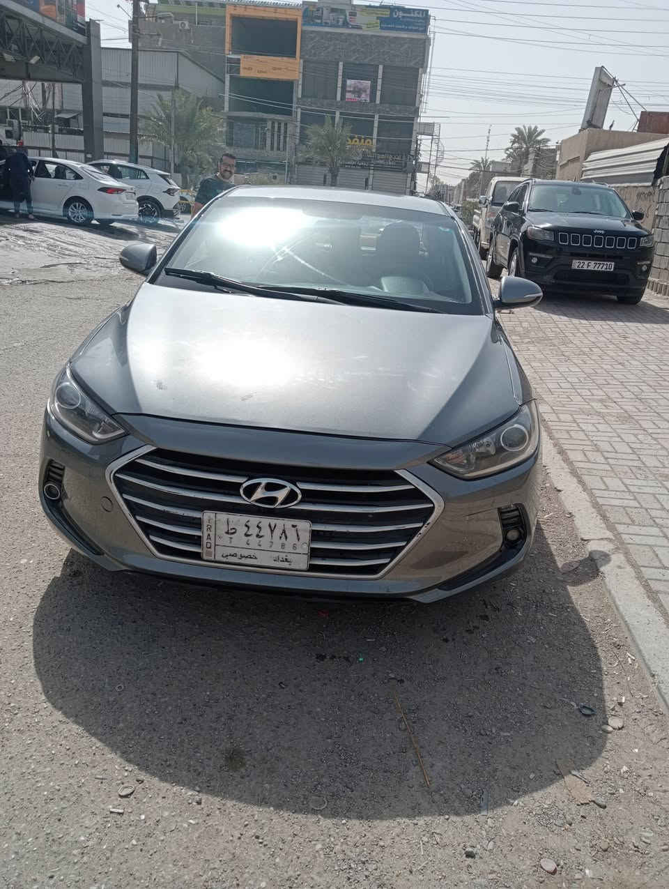 سلام عليكم اخواني الاعزاز للبيع موديل ١٧ سيارة بصمة تشغيل وبصمة ابواب تدفئة كشنات مري شفط منظومة كاملة تبريد جديده باتري جديد صدر جديد سيارة بسمي محرك جي دي اي حادث جاملغ وبنيد السعر ١١٥ مكان سيارة بغدادام الكبر وغزلان محرك كير خير من الله شاشة أعطال إتصال ***********
