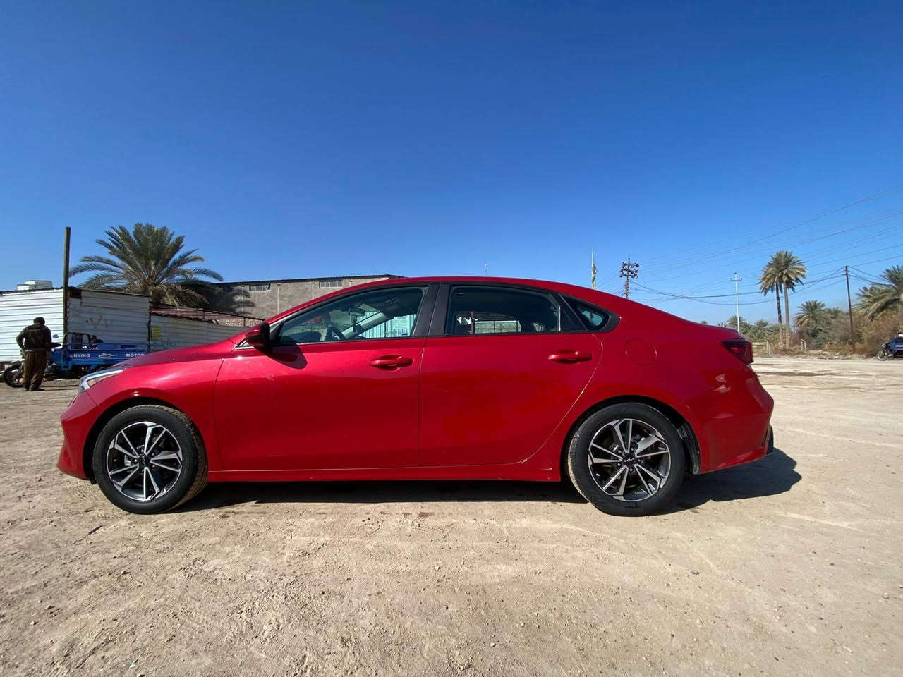 فورتي ٢٢، رقم بغداد، نص فول، محرك ٢٠٠٠،كير بلادي، مكفولات، حادث خلفي جنطه مبدله، بجم كبس، للاستفسار الاتصال ***********.،مكان بابل المسيب
