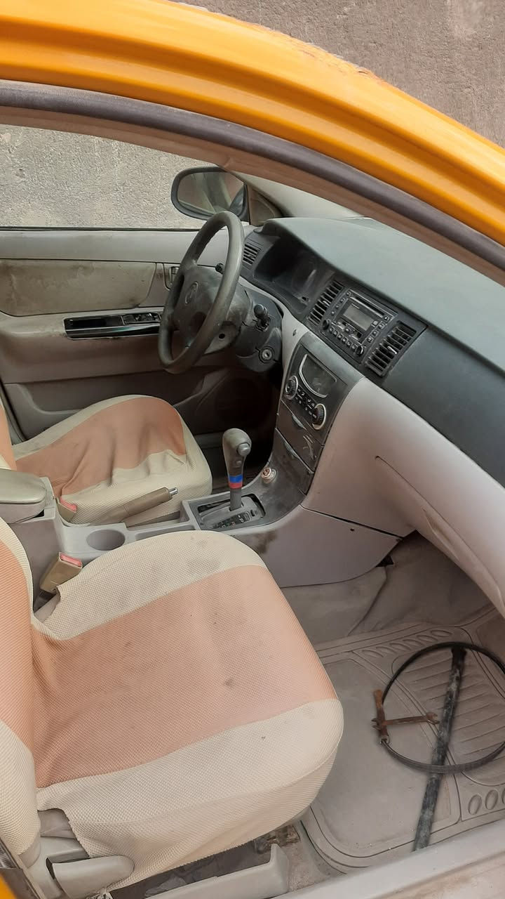 سيارة جيلي مبل 2013 أبيعه كوم حديد بيهة عطل ما عرفة السعر 15  ورقة رقم الواتساب ***********
