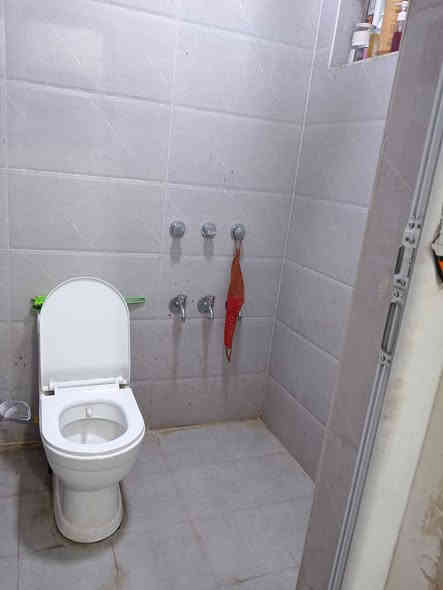 الزيتون الجديدة 

بيت 50 متر بناء حديث 

 واجهه 5 نزال 10

 3 طوابق

 3غرف نوم 2 كبار وحدة زغيرة 

حمامات عدد 2 

صالة واستقبال

مكتب الزيتون الجديدة 

*********** واتساب

***********
