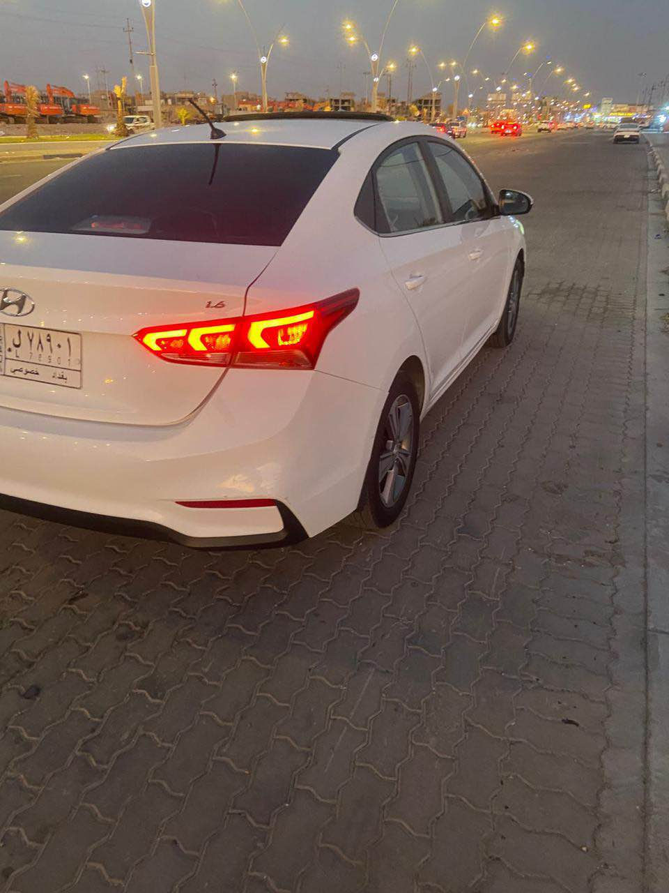 سلام عليكم سياره اكسنت شكل جديد الفين وعشورين خليجي سياره اقصاد بعد ستشهر وتخلص سعره ميه وخمسه وعشرين وبيه مجال مارد على الفيس تصال فقط *********** علوان كرمه علي البصرة, العراق
