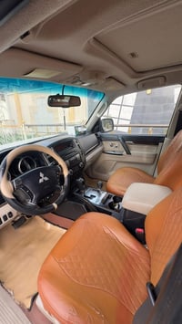 سلاما عليكم .. بيع سياره باجيرو موديل 2015 ماشية 140 الف رقم بغداد لون...