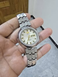 ياباني اصلي • اوتوماتيك ٢١ حجر • قطر ٤٢