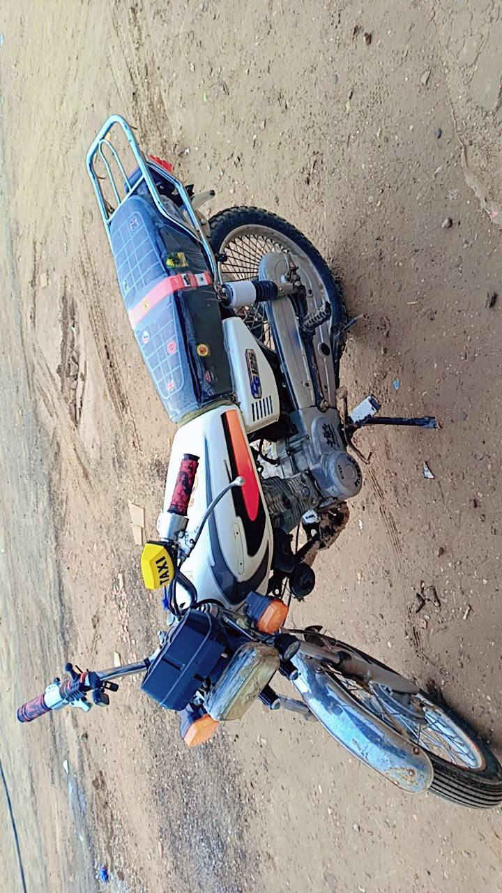 دراجه خير من الله مكفوله من كهربايات ومحرك وكلشي موديل 2015 اوراق 5 لل استفسار ***********
