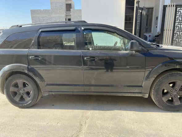 السلام عليكم من رخصه الادمن
بيع مستعجل  
سياره دوج جورني موديل 2009
سياره بحاله جيده للبيع وسعرها 
مناسب جدا كوبون بيها 
ضررها جاملغ خلفي اربع اصابع 
سعرها 105وبيها مجال لطيبين 
تواصل واتس فيس خط مفتوح 
 واتس موجود ***********
