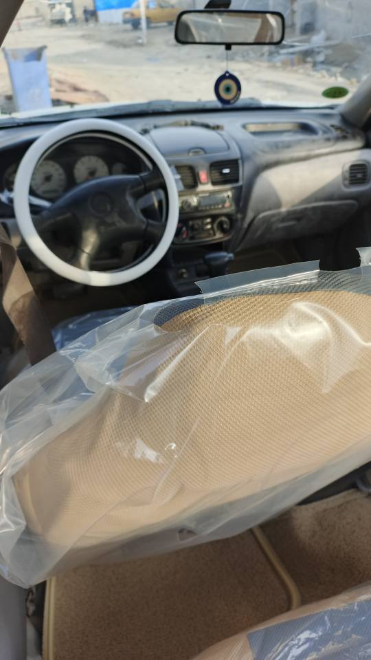 السلام عليكم
 نيسان صني موديل 2000(محور) سياره رقم انكليزي بابل اب اسمي تحويل ثاني يوم هزه جديده سنويه ل 29 كير ومحرك جديد توني شادهن تخم تاير تبريد شغال يراد له بس ربط بدي مكفول من الضربه القويه ما عاده طخه بالمدكر الامامي صفحة اليمنه السياره بيه نقوصات بصيطه بس مافرغ اسويهن مكاني البصره السعر 60وبيه مجال قليل رقمي*********** البصرة, العراق
