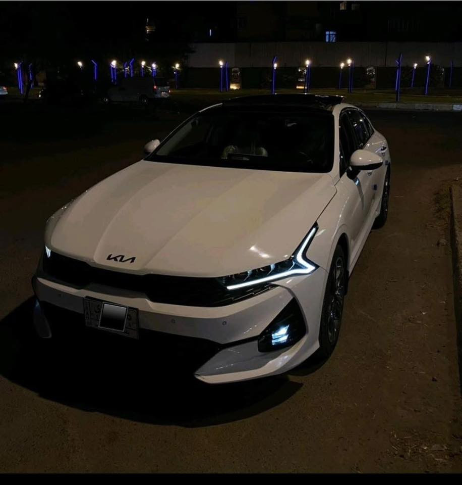 السلام عليكم K5خليجي موديل ٢٠٢٣
(شركه دوليه) فول EX كفاله عامه 
محرك ٢٠٠٠ دوش
دعاميه شكل رياضي
بانوراما
بصمه دخول ذكي+تشغيل عن بعد
لايت زينون ثلاث عدسات
كشنات جلد
كشن خزن ميموري
كامره دواره
مري كهرباء شفط+قلاب عند الرجوع
شاشه تدعم Apple carplay+Android Auto
ويل قياس 18
قطعتين تبريد
AUTO HOLD
خمس وضعيات قياده SMART+ECO+COMFORT+SPORT+CUSTOM
شاحن وايرلس
تحكم ستيرن
مثبت سرعه
صندوق كهربائي عند الاقتراب
ماشيه 42الف كم
السعر 232
***********
