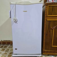 ثلاجه • شغاله • نضيفه