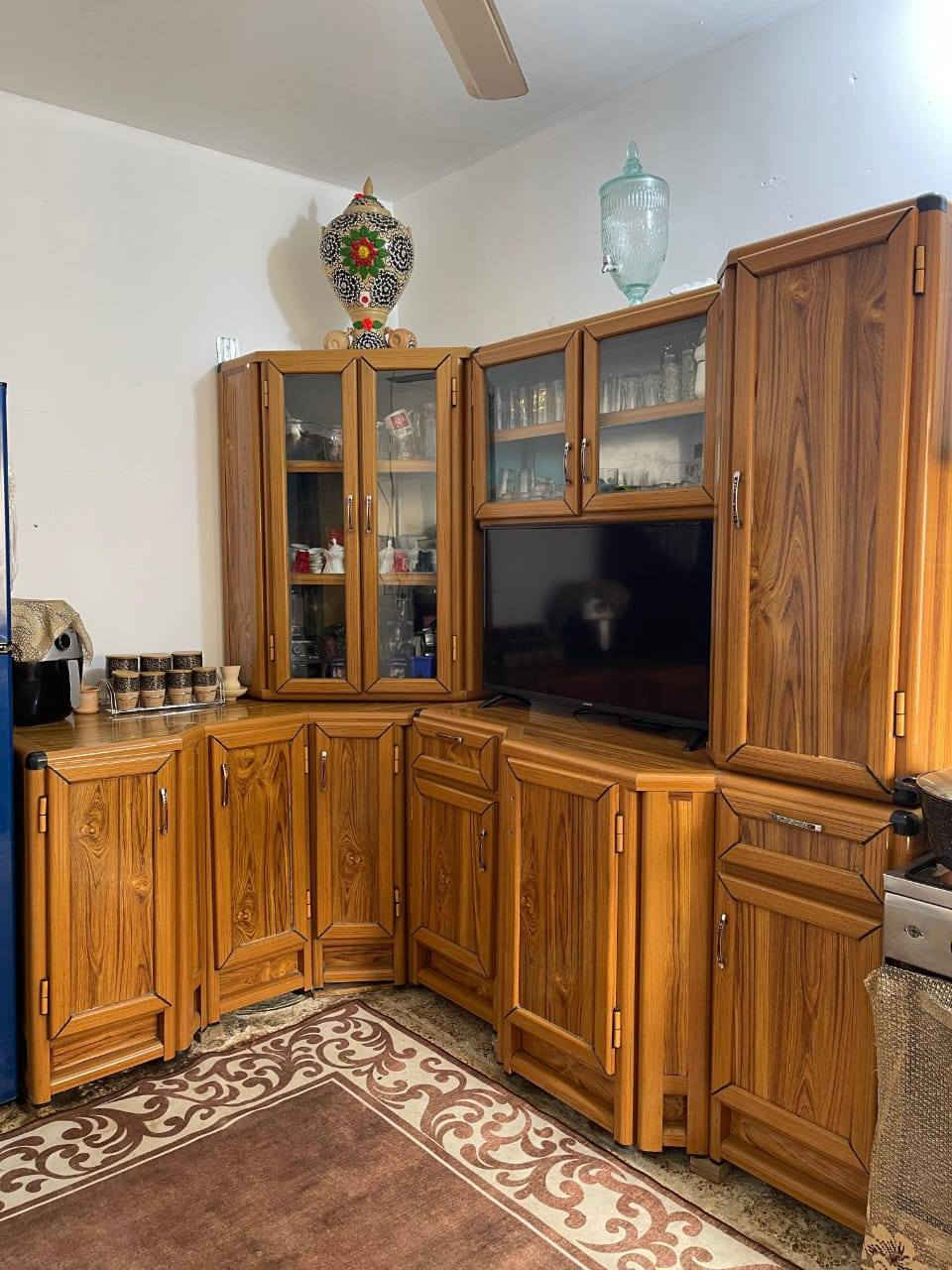 السلام عليكم كاونتر نضافه فول للبيع الطول 5متر والعرض نص متر و7سانتيم
العنوان بغداد *********** الاتصال
السعر يم صاحب الرقم
