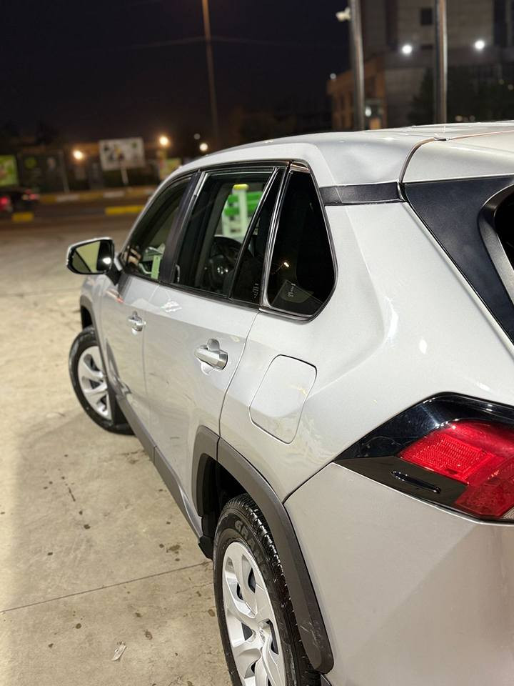 سلام عليكم سيارة راف فور
وارد أمريكي موديل 2023 سيارة كاملة  تحويل ثاني يوم حادثه مثل موضح بالصور
رقم بغداد
مكان السيارة بغداد... بغداد الجديدة
رقم صاحب السيارة
***********
سعر السيارة بـ 175 وبيهة مجال بغداد, العراق
