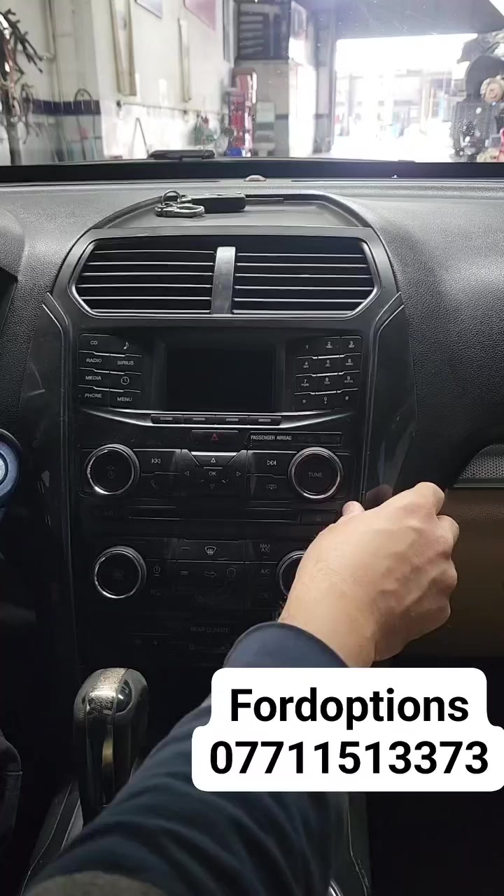 فۆرد ئیکسپلورەر 2016
گۆڕینی شاشە بچووک Sync1 بۆ شاشە گەورە Sync2  بێ بڕینی وایەر تەنها فیشە بە فیشە.
#عربي 
فورد اكسبلورر 2016
تبديل الشاشة الصغيرة Sync1 الى الشاشة الكبيرة Sync2 بدون قطع اي واير فقط فيشة بفيشة.


**إذا كنت صاحب هذا الإعلان وتريد حذفه لأي سبب، رجاءا أرسل رسالة إلى الدعم الفني**