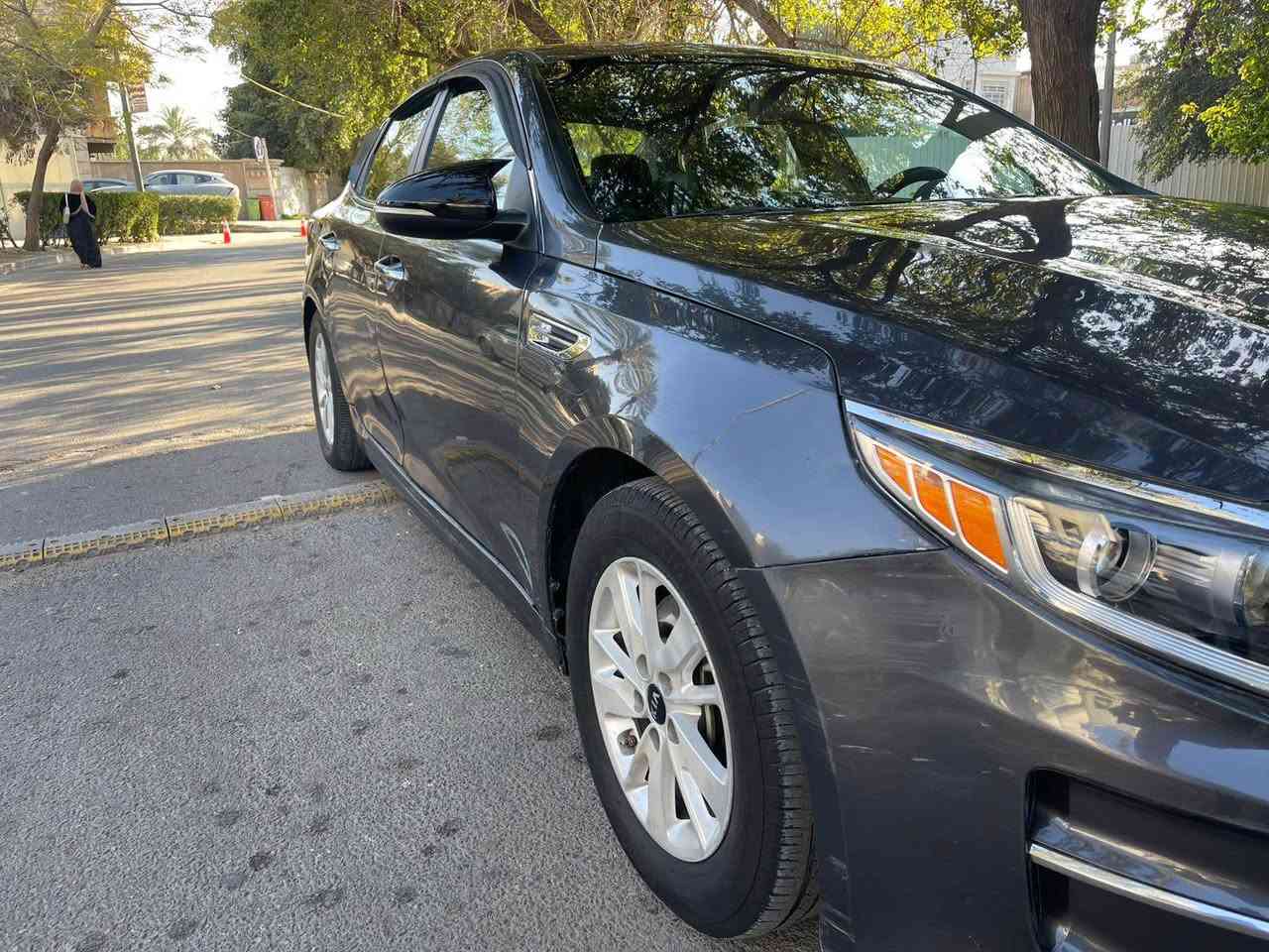 السلام عليكم اوبتما 2017

حادثها بامريكا صندوك بسيط صور الحادث موجودة ووين ميعجبك افحص

وبالعراق نص الباب العكس السايق ونص الوراها كلش بسيطات وجاملغ مرشوش كير ومكينة وتبريد خير من الله السيارة نص فول 

Gdi 2400 

ماشيه 112 الف ميل 

شاشه وكاميرا خلفية 

تحكمات ستيرن جهتين 

اشاير بالمري 

السعر 122$ وبيها مجال مكان السيارة بغداد القادسية او الوزيرية 

#مكلف_بالنشر 

رقم صاحب السيارة *********** Colombo, Sri Lanka
