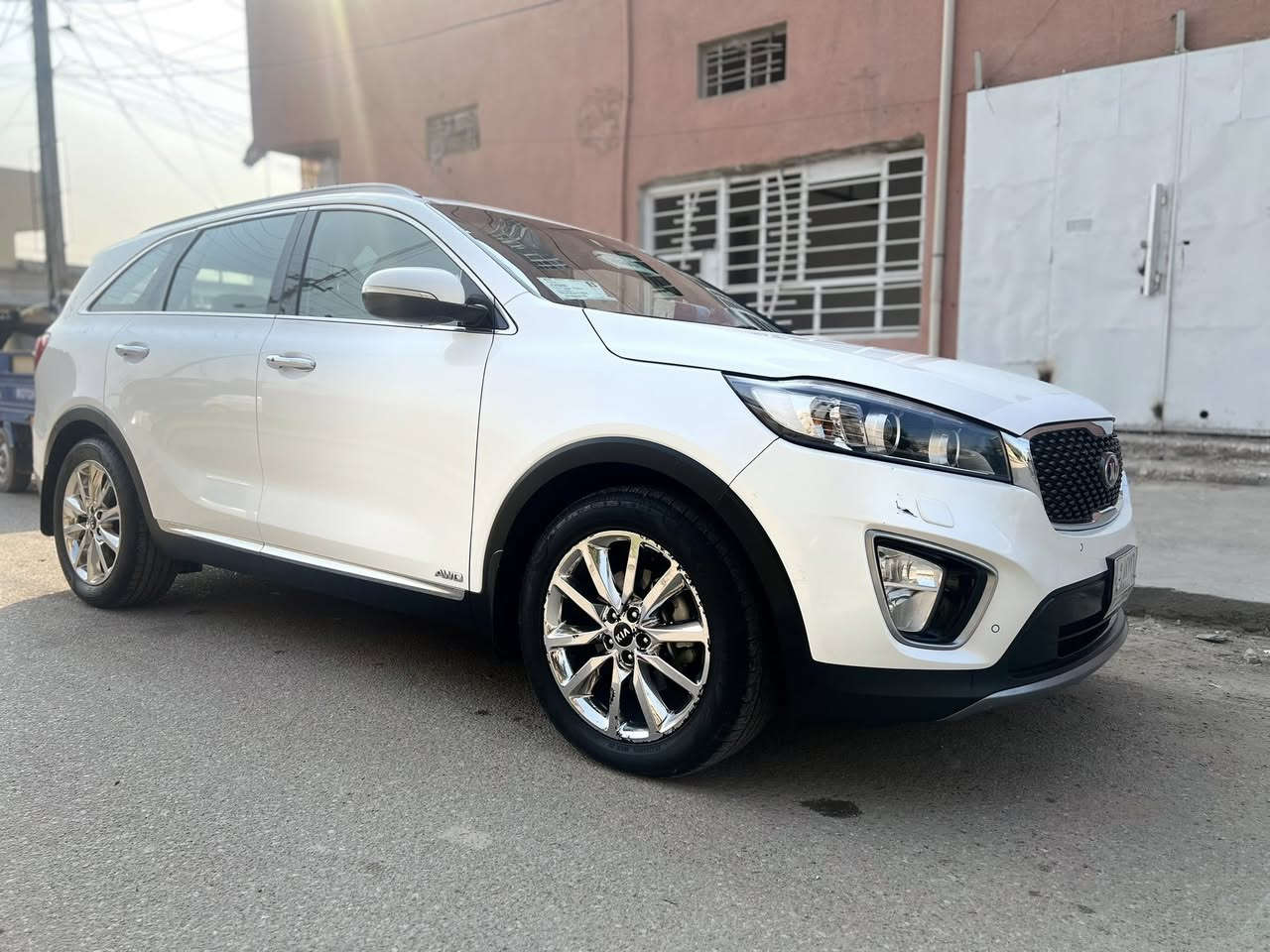 السلام عليكم 
للبيع فقط 
سورنتو 2016 كويتي فرل مواصفات 1/1
سياره مكفوله كفاله عامه 
مكينه 6سلندر 
كير وامكينه ما مفتوحات 
تبريد 3قطع
سياره فول 4x4
سايد بريك بصمه 
صندوق كهربائي 
كشنات تدفئة وتبريد 
حساسات اماميه خلفيه 
زراقات اماميه على ماصده
رقم بغداد بسمي 
مكان سياره بغداد الزعفرانيه 
سعر سياره 230 ورقه 
غير متواجد على فيس بوك فقط متواجد على هاذه رقم ***********
اسيا ***********
