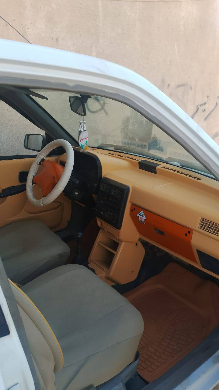 سلام عليكم سايبه لبيع موديل 9رقم بغداد نكليزي هزه جديده سنويه 30 جاهزه وخير من الله تخم تاير وحداديه كهربيات السعر 25عنوان سياره دوانيه غماس اي ستفسار على هاذه رقم ***********/***********
