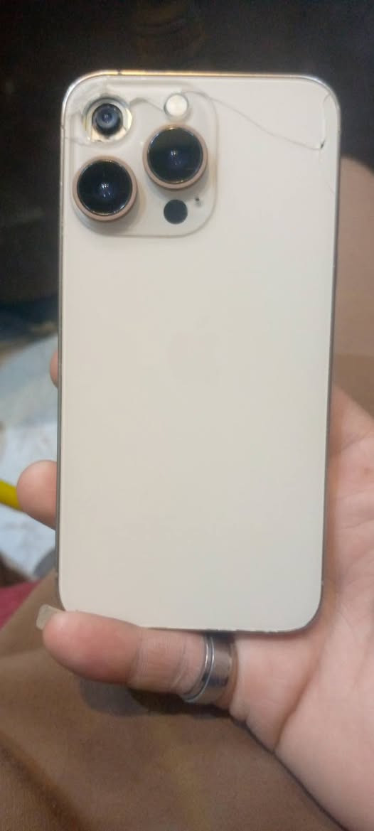 سلام عليكم ايفون اكس عادي محور 16 برو فقط الجهاز نضيف حيل شاشه بلاديه بطاريه مستبدله مال تفصيخ نموذج m اتصل كاميرات سماعات كله شغال وبلاد تكينيك لمسه حلو شحنه كلش طبيعي فقط بي كسر بلضهر خفيف هم مبين تجي تفحص بعيني سعر 130 وبي مجال قليل عنوان واسط رقم ***********
