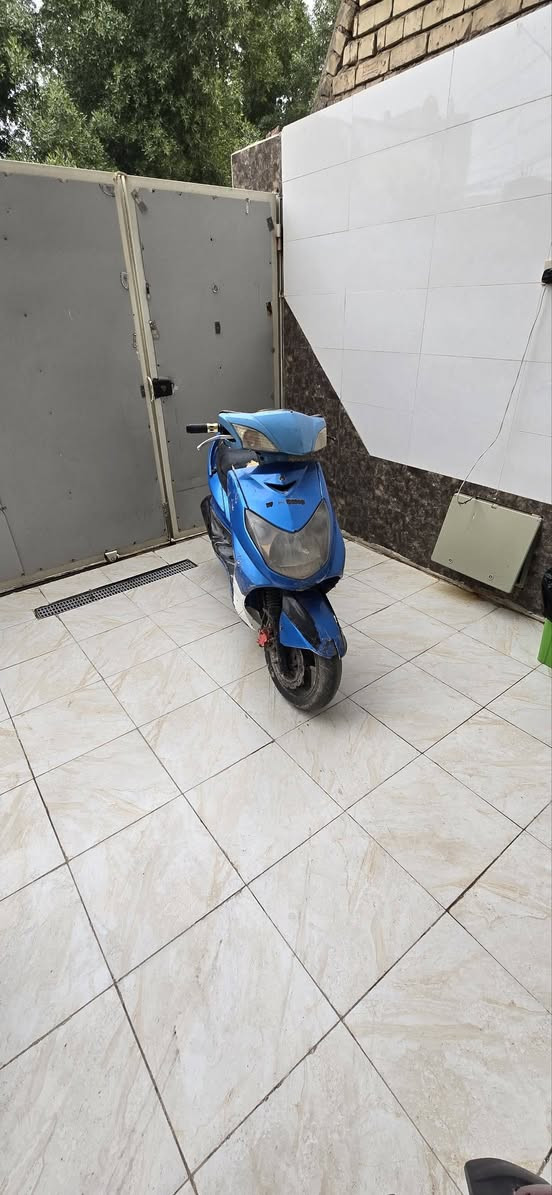 سكنز فحل ياباني للبيع.    محرك مفتوح.  غراض كله درجه اوله  من علي الحسناوي.   كابريتر تعبانه و طفت. ابيع هلموجود تجي تفحص و تاخذ سعر370 مكان نجف حي الجامعه  ماكو سكنز فحل بهلسعر بس مستعجل ع بيعته


**إذا كنت صاحب هذا الإعلان وتريد حذفه لأي سبب، رجاءا أرسل رسالة إلى الدعم الفني**