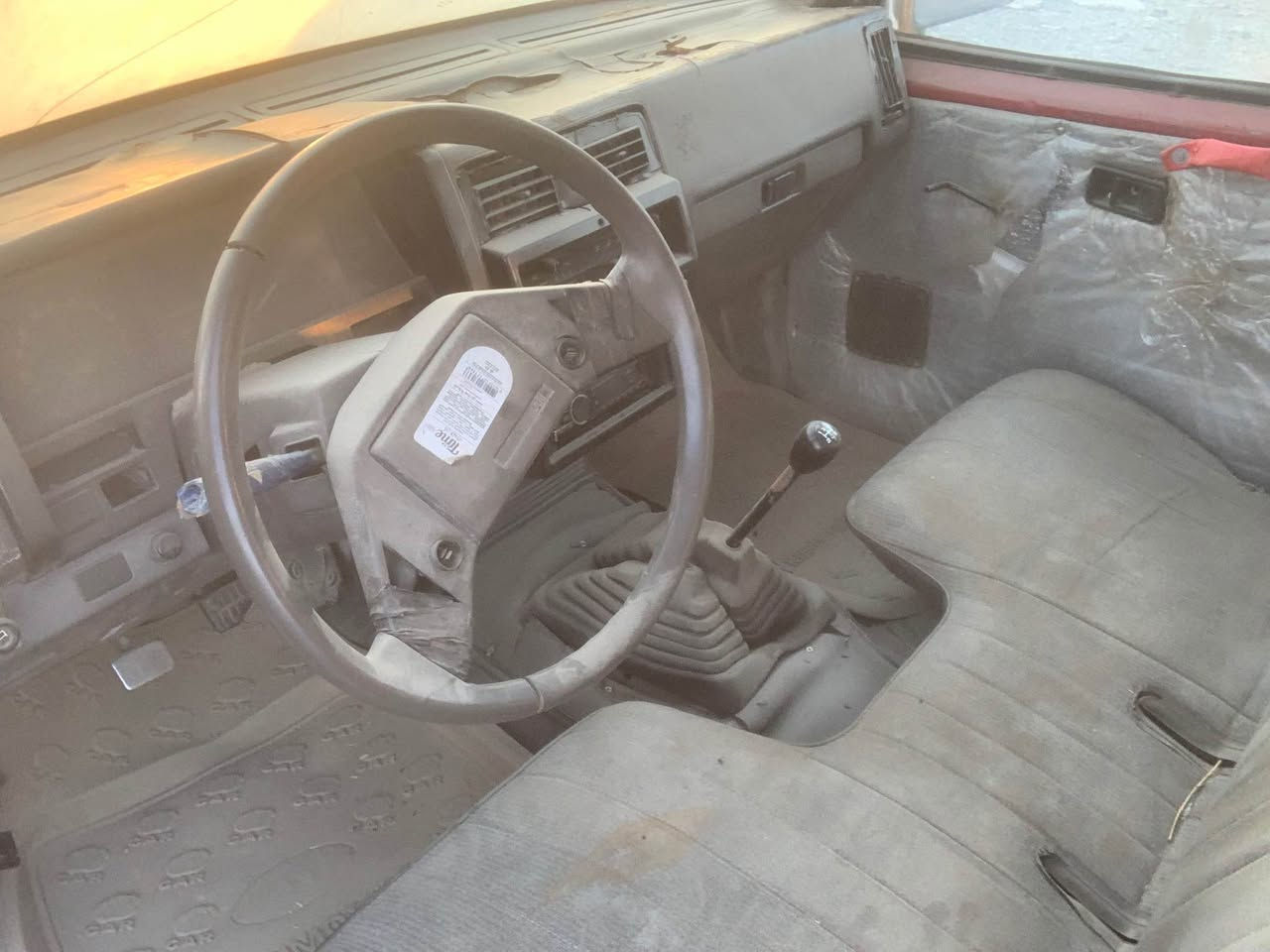 نیسان پیکاب مودیل 1988 بودی امریکئ گیر عادية رقم جنوبة بەشەرتی اوەلیات و حاسیبە  هةیکةلو شاسي جوانة  مەکینةي سەوتی تیایة  تەقەورەقەیشی نیە بائ١٥ گلایة مةجالئ کەم گورینەوە ناکەم ژ.م *********** *********** كالار, السليمانية
