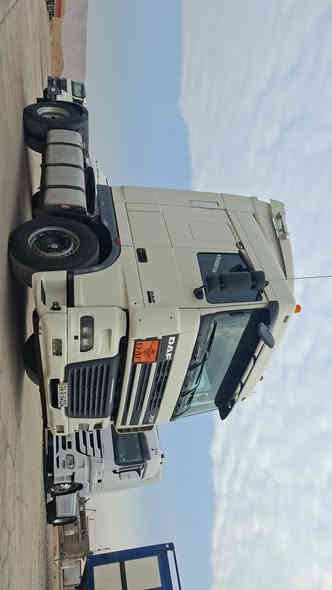 بسم الله الرحمن الرحيم 
النوع السياره . داف XF95.480 . تاك ويل دبل قماره راس تريله فقط لل بيع 
موديل  2006. , حجم محرك  480.  
مواصفات . تبريد . تايدر . 5 طقات . ثلاجه داخل كير عادي . طخم تاير 
 كير محرك اكسن قماره شاصي صبغ مكفول كفاله عامه شرط 
رقم سنويه جديد تحويل مباشر 
السعر  170 معا مجال 
عنوان معرض . هوار  طريق دهوك موصل جمبور عميريه 
***********
***********
