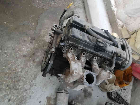 غراض فورنزه للبيع
ضفيره وعقل وسلكتر كير جدد شرط

محرك بيه تنقيص بس دخان من الكزوز ماكو

داينمو

سلف

باور

كير بيه الرابع مايجي

شوته جديده

***********
