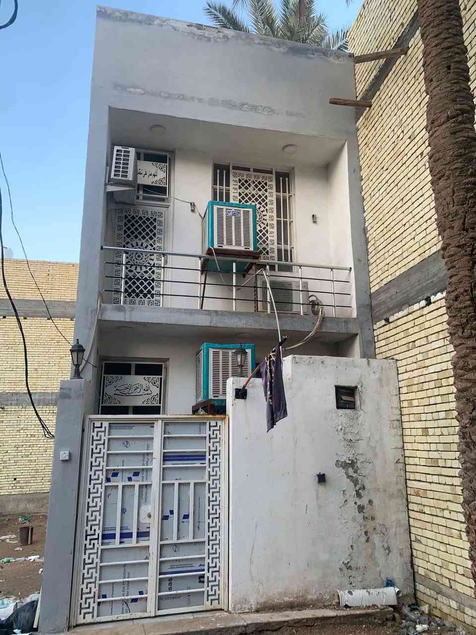 دار سكن للبيع مساحة 57 متر ركن 
زراعي موقع العقار البوبيات قرب عمود 
41 رقم الهاتف ***********
السعر واتساب او اتصال
