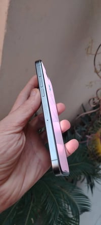 15 بروماكس مبدل شاشه  بطاريه87  ذاكرته256 سعره675  نهايته مابي عمله بغ...