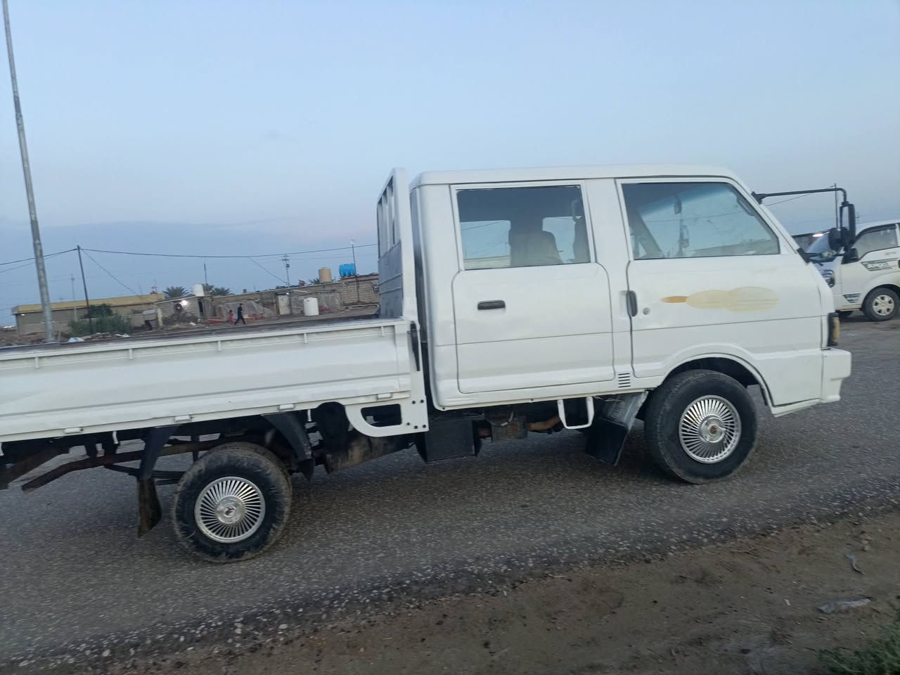 السلام عليكم للبيع كيه دبل قماره موديل  94 بابل سياره جاهزه للجناي مكفوله  مكينه  كير  اكسن  شاصي مكفوله مكاني بابل الشوملي والشراي تدلل ***********
