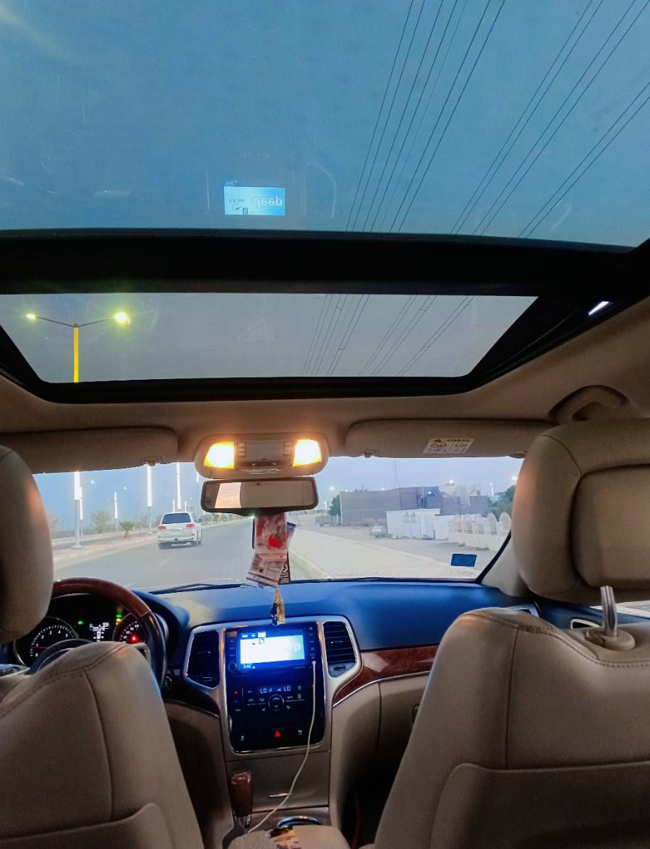 للبيع ومراوس
جيب 2013
خليجي كفاله من صبغ 
فول مواصفات
ليمتد. 1/1
رقم بغداد
لون ابيض 
محرك 6
دفع رباعي
بنوراما
بصمة تشغيل
بصمة ابواب
مرايات شفط
لايت زنون بلادي
هيتر كشنات امامي وخلفي
حساسات امامية
حساسات خلفية
كشنات كهرب
شاشه + كاميرا
تحكمات ستيرن
مرايات تقلب ع البكَ
زراكات لايت

***********
