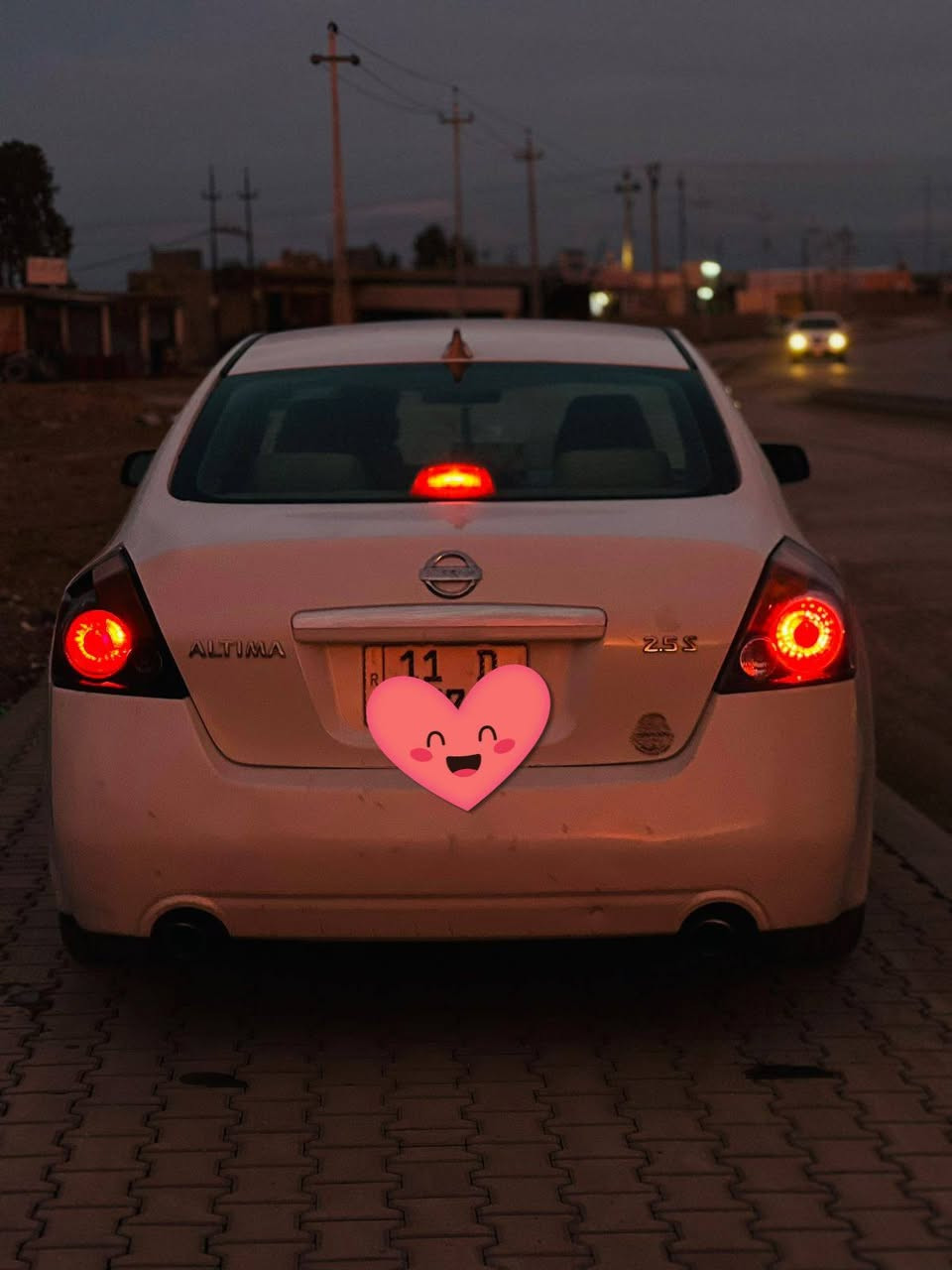 نيسان التيما 2009خليجي  رقم بغداد جديد
كير ومحرك مكفول
 بيهاا صبغ اربع قطع جهه السكن  اثر شخوط
سيارة بسمي شرط التحويل
السعر 90وبيهاا مجال كلش قليل
ديالى /جلولاء
***********
