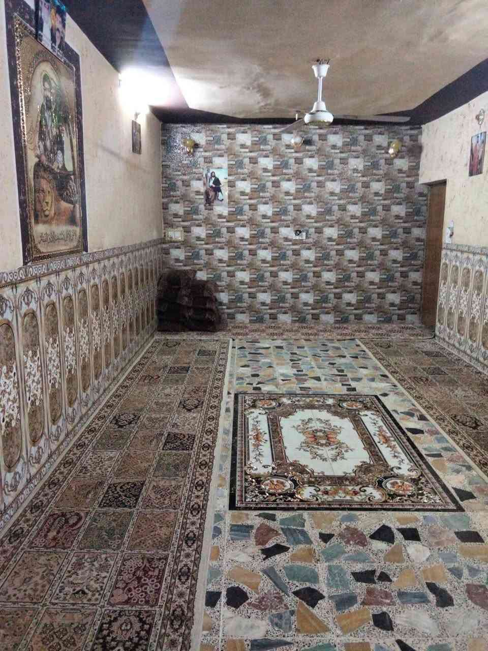 بيت طابو صرف مساحتة 150يحتوي الطابق الاول على غرفتين نوم وصالة ومطبخ  واستقبال طوله 8امتار وصحيات 3والطابق الثاني 4غرف نوم وصالة وصحيات العنوان الحسينية شارع ابوسمير قرب صورة الشهداء لتواصل واتساب او اتصال ***********

