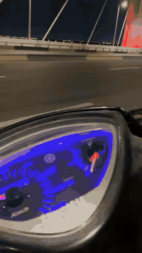 السلام عليكم عدله لبيع درجه هسه طالعه من الربه درجاله كلشي بيها شغل حتى الباتري بعدني مابدله معدل 120 كفاله من كلشي هذا رقمي *********** مامتواجد ع فيس واتساب فقط
