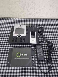 ١- جهاز بصمة ZKTeco 880  سعر ١٨٠ الف ٢- بطاريات جهاز بصمة عدد ٤  القطع...