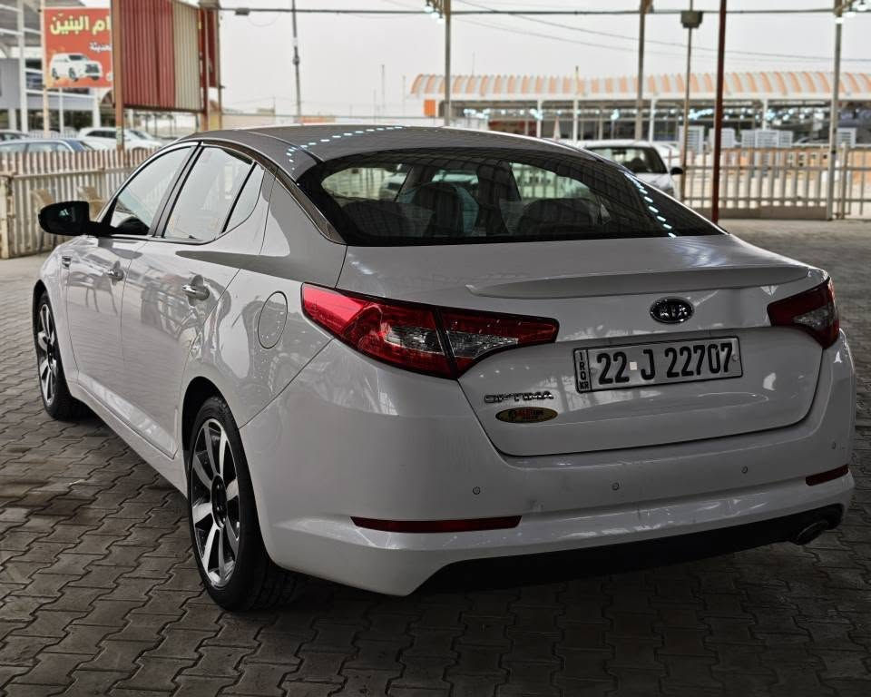 سلام عليكم 
كيا اوبتيما 2012 خليجي 
صبغ 4 قطع بدون دواخل 
مكفولة من الضربة القوية
فول مواصفات عدى الفتحة 
رقم اربيل دولي وكالة مداور 

السعر 110 وبيها مجال بسيط
مكاني نجف *********** النجف, العراق
