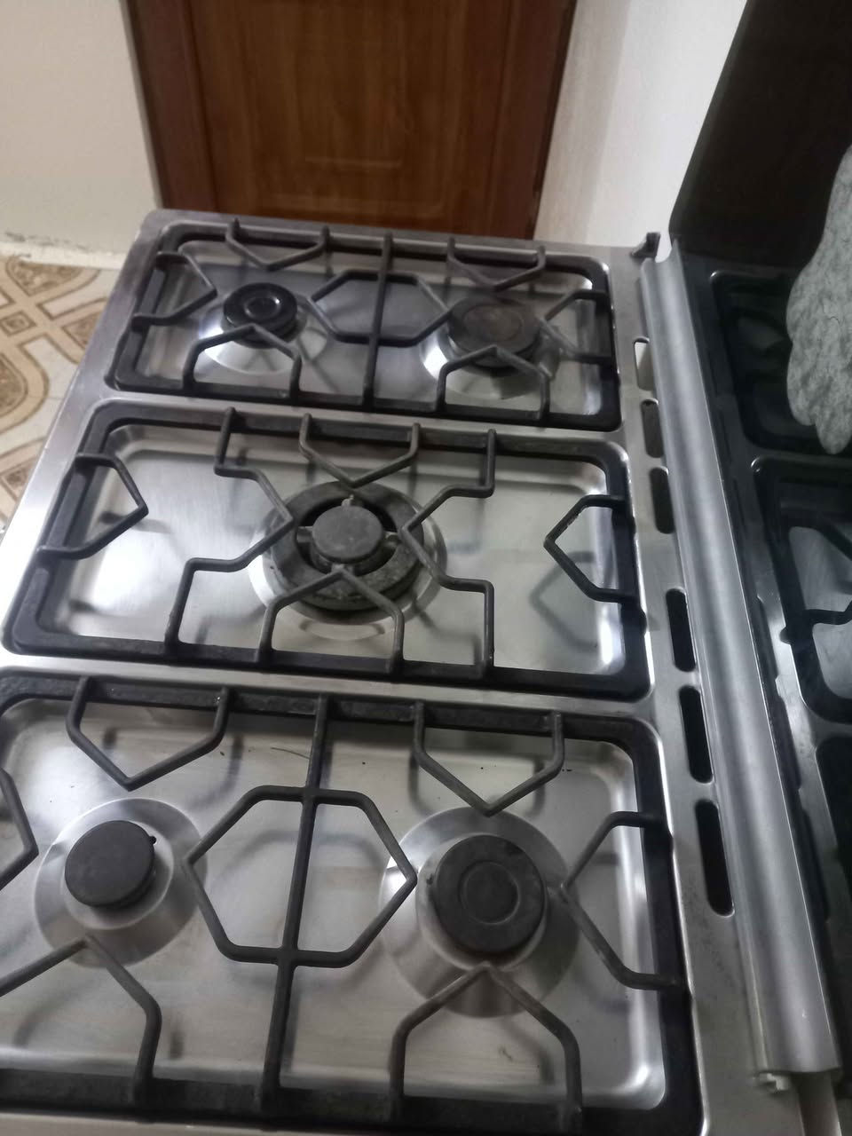 طباخ إيطالي للبيع شرط الشغل السعر ١٢٥ ألف العنوان موصل حي الصدام بعد السيطرة عالشارع العام طريق بعشيقه *********** *********** يوجد توصيل داخل الموصل أجره عالمشتري موصل, نينوى
