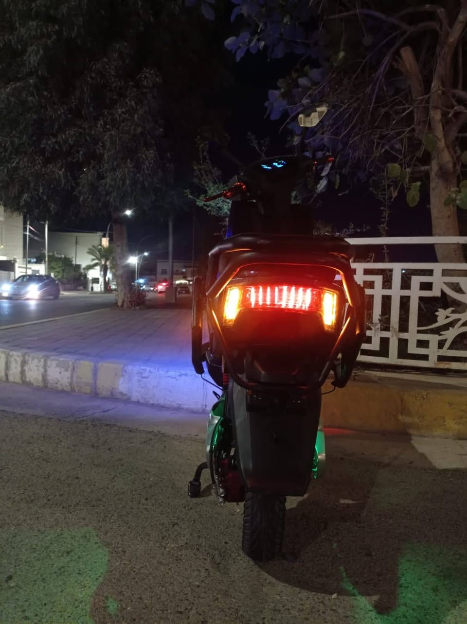 سلام عليكم 
دراجه شحن للبيع #الجميع 
مواصفات🤜 
دراجه ٦ بطاريات
كرت تشغيل 
بصمه تشغيل عن بعد 
نضام حمايه ٥ ثواني 
ملف ٣٠٠٠ واط 
سماعه سستم بلوتوث 
لايت لد الاون مع زنون 
شاشه الأوان 
ويل كبير ١٤ 
ويل مشيف رياضي 
دسك أمامي خلفي  
٤ سرعات 
سرعه ٨٠ 
الدراجه جديده بل باكيت شررط الفحص قبل ٢٢ يوم نشدت 
سعر ٧٥٠ وبيها مجال للطيبين والشراي يفوت 
🕸❣️ .


**إذا كنت صاحب هذا الإعلان وتريد حذفه لأي سبب، رجاءا أرسل رسالة إلى الدعم الفني**