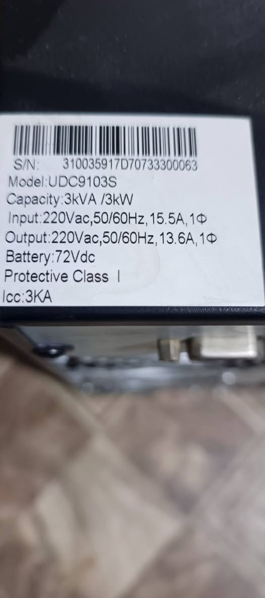 للبيع UPS أون لاين KSTAR قدرة 3000 واط (حماية كاملة للأجهزة الغالية)
​التفاصيل الفنية:
​الماركة: KSTAR (أصلية).
​الموديل: UDC9103S - نوع On-Line Double Conversion (أنقى أنواع التيار).
​القدرة: 3kVA / 3kW (كفاءة عالية جداً معامل قدرة 1:1).
​الحالة: مستعمل نظيف جداً.
​البطاريات: مبدلة حديثاً ببطاريات جديدة تماماً (عدد 6)، الجهاز جاهز للعمل مباشرة وبكفاءة البطارية الأصلية.
​لماذا تشتري هذا الجهاز؟
​يحمي أجهزة الـ PC الكيمينك، السيرفرات، أو الأجهزة الطبية من الرفة وتذبذب الكهرباء نهائياً.
​يعطي تيار Pure Sine Wave (موجة جيبية نقية) أفضل من تيار الوطنية.
​مزود بشاشة LCD لعرض كافة التفاصيل (الحمل، مستوى الشحن، الفولتية).
​السعر: 425,000 دينار عراقي (قابل للتفاوض البسيط).
الضمان: أعطيك وياه ضمان تشغيل وفحص لمدة أسبوع كامل (للتأكد من نظافة البورد وكفاءة البطاريات).

للتواصل والاستفسار:  ***********
