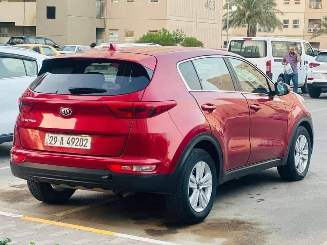 سبورتج امريكي 2018
حادث جدا بسيط مرفق مع الصور 
صبغ قطعتين بدون فتح ليبل واحد 
رقم واسط انكليزي تحويل مباشر 
مكاني واسط #الصويره 
السعر 140
كير محرك تخم تاير تبريد تدفئه كله جديد 
السياره وضع الشركه 
***********
***********
