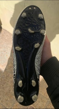 حذاء • ق44 • نضافة ٩٠/١٠٠