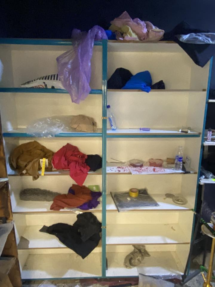 رفوف للبيع مكاني بغداد نضاف***********
