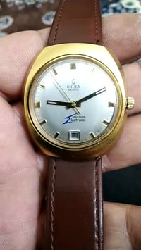 ساعة GRUEN • رقاص سويسري • قطر ٣٩×٤١مم