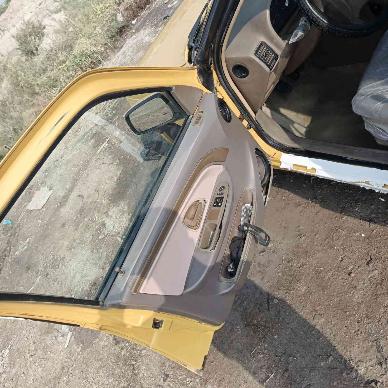 مكلف بالنشر مو الي …"

بيجو 405فرنسي موديل 12سنويه لل 31رقم انكليزي بصره
السياره بسمي البصره قضاء المدينه 
السعر 35وبيه مجال  حك الجيه
‍***********
