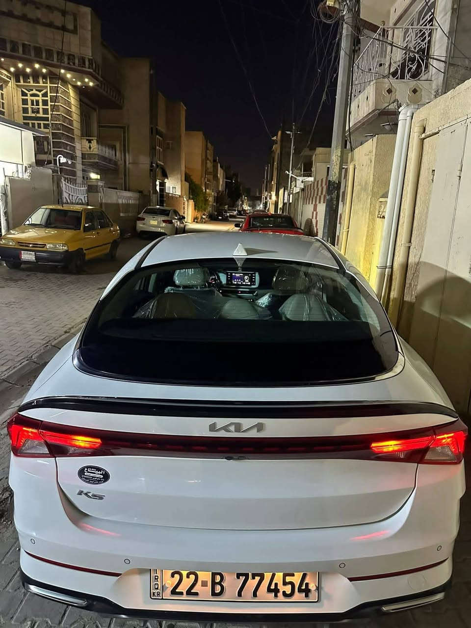 k5 للبيع
موديل 22  سعر 197

مواصفات خليجي كفاله عامه محرك 2000 دوش كشنات جلد 
قطعتين تبريد 
تشغل عن بعد 
خاصية تعديل مناخ 
كشن كهرباء 
مري شفط
5 وضعيات قياده 
رادار خلفي امامي 
ترحيب عند الاقتارب
ماشيه 75
سياره جديده عل وضع الشركه 
بيه فقط شخط جداً بسيط 
رقم اربيل الجديده بسمي 
مكاني النجف 
للاتصال على الرقم ***********
