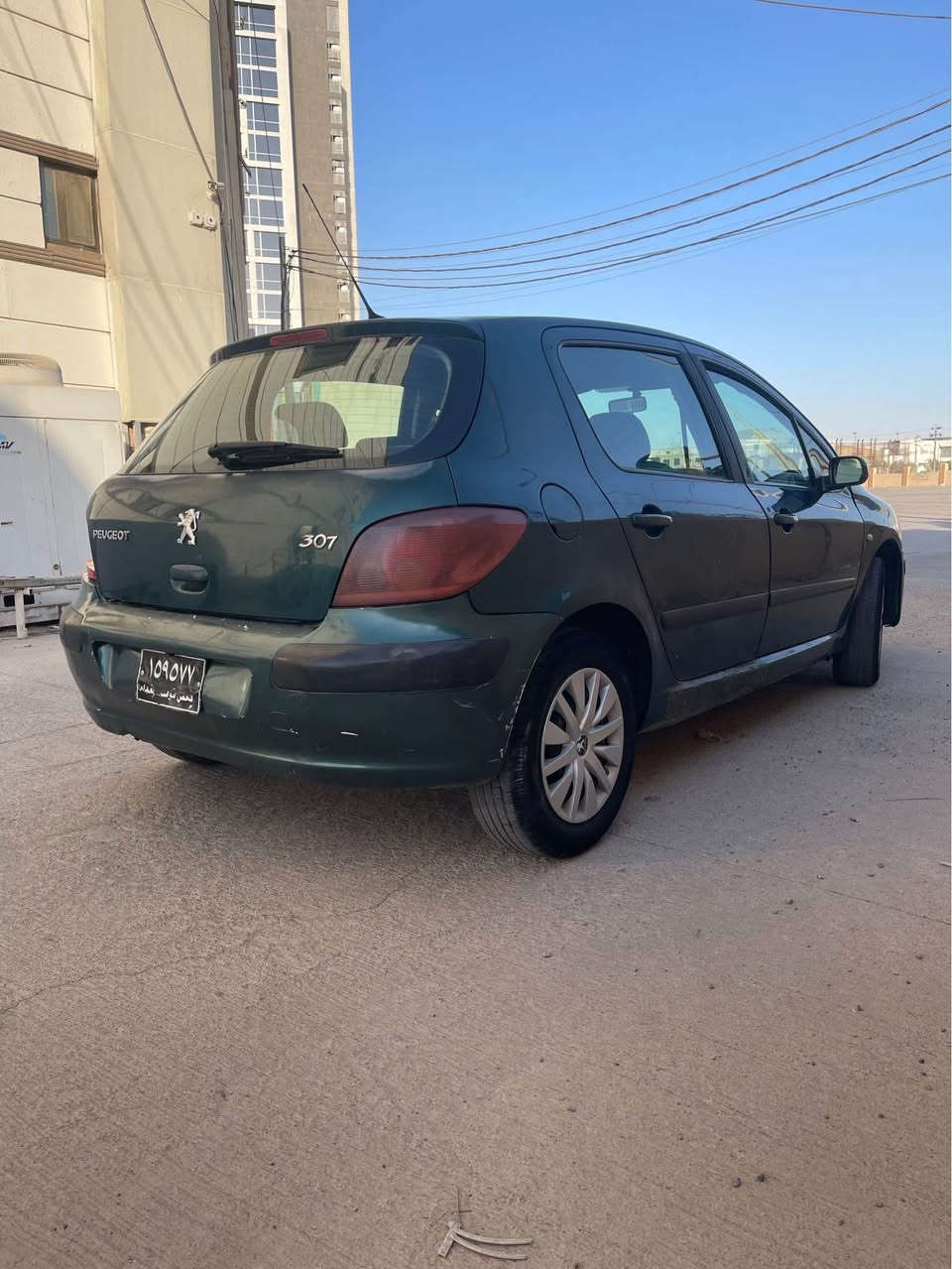 بيجو ٣٠٧ موديل٢٠٠٥ 
موبايل*********** 
سعري 39 مةجال ئارم وسةنةوية
ئارمةكة بةناويش دةكري
گيرو مةكينة بةشةرت مةسروفيكي  جاكم  لي  كردوة 
جام كارةبايي كوشن جةگ گير توماتيك و عادية
دوگةمةي  سپورت و بةفر
شاشة ئايپات و ليد 
شوين هةولير أربيل, العراق
