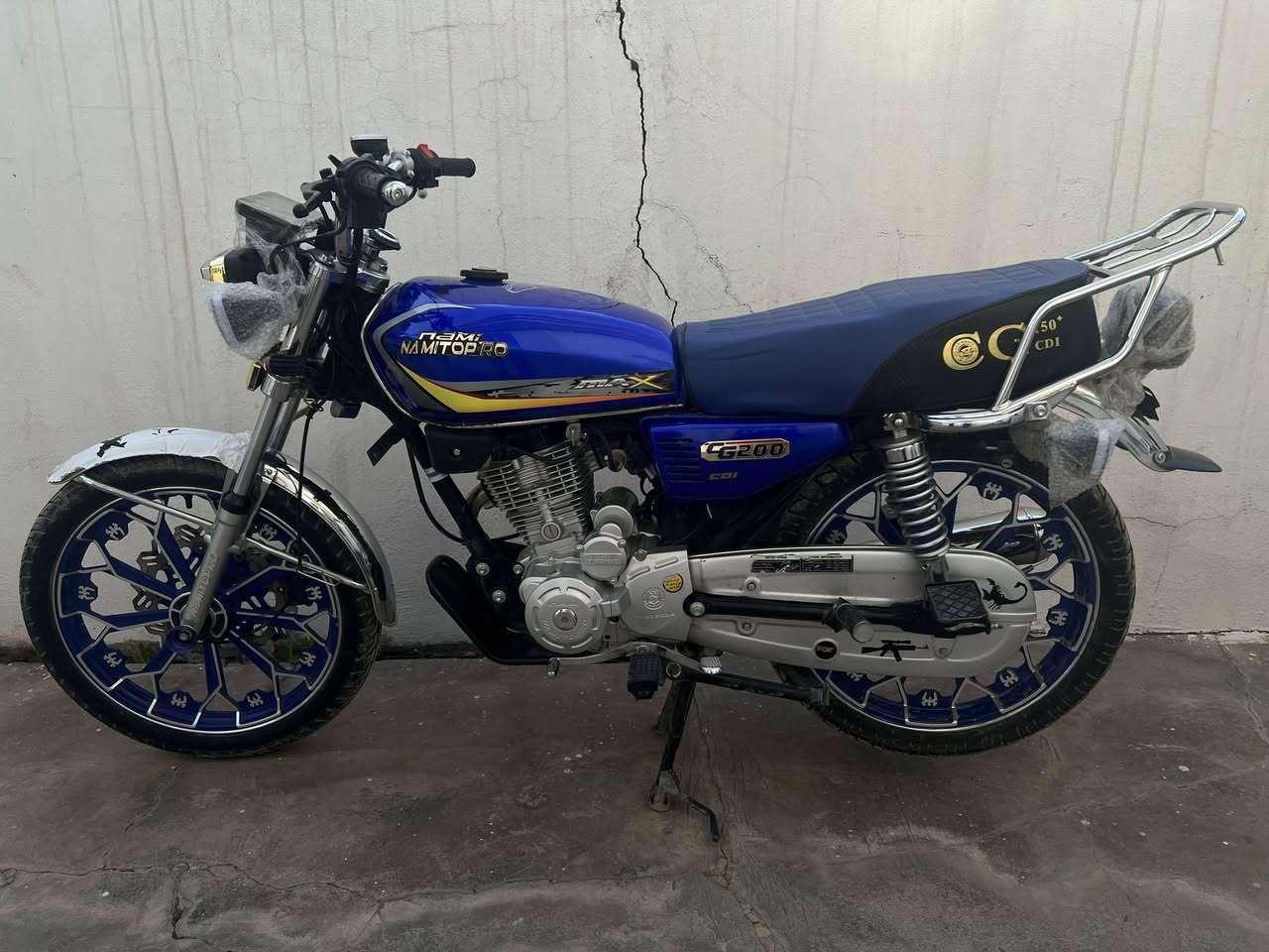 سلام عليكم 
دراجه نامي تو برو
موديل 25 محرك 200
دراجه كلشي مناقصهه سعر 750 قفل


**إذا كنت صاحب هذا الإعلان وتريد حذفه لأي سبب، رجاءا أرسل رسالة إلى الدعم الفني**