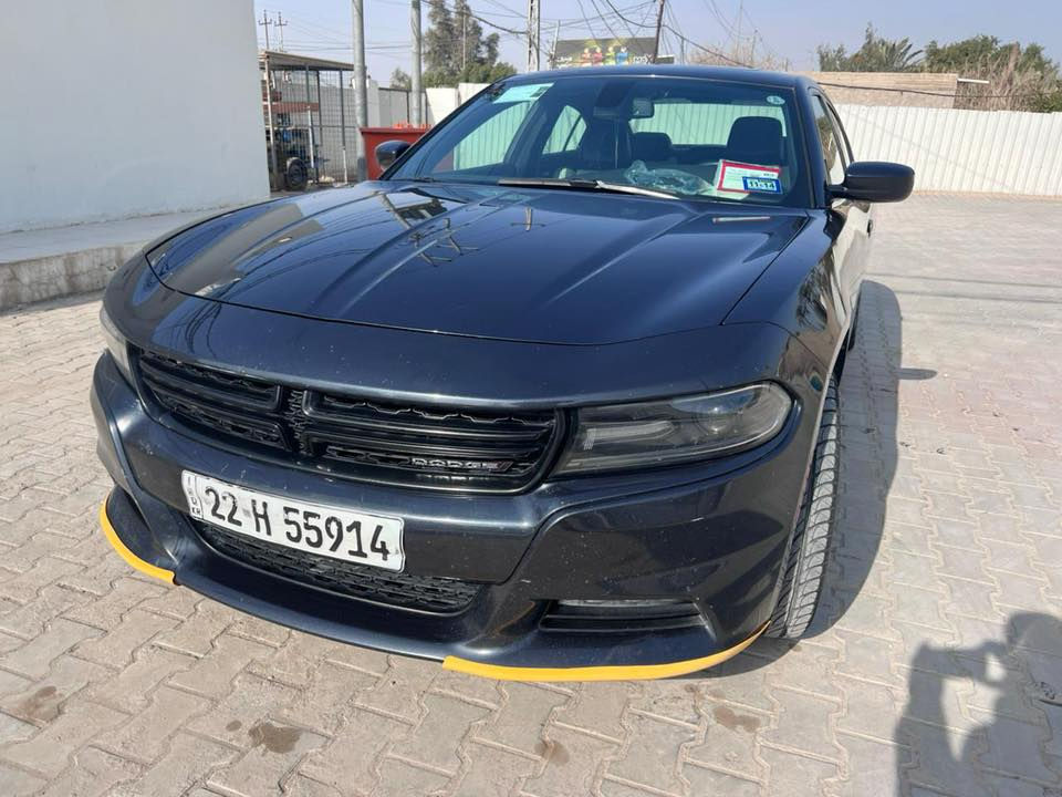 يالله جارجر مديل 2018 كندي كلين تايتل بدون حادث داخله فول واحد عله واحد كفاله عامه من صبغ وتبديل وضربه ومحرك وكير وحداديه المواصفات فول واحد عله واحددددددد ميحتاج اذكر المواصفات معروفه ماشيه 100 مايل السياره رقم اربيل الدولي تحويل وكاله كله بشرط سنويه صاقطه سعر 256 ورقه مكاني نجف *********** المكينه 3600
